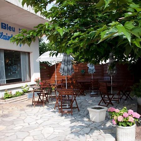 Le Pavillon Bleu Hotel Restaurant Royan Exterior photo